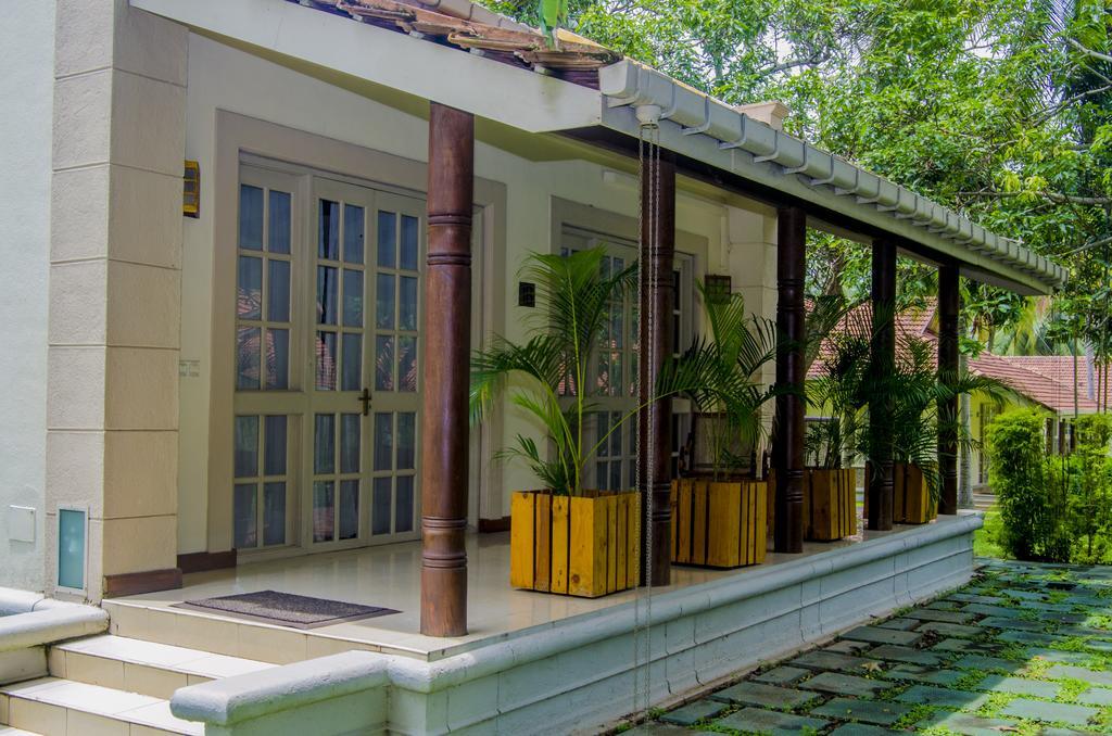 Tamarind Tree Garden Resort - Katunayake Negombo Extérieur photo
